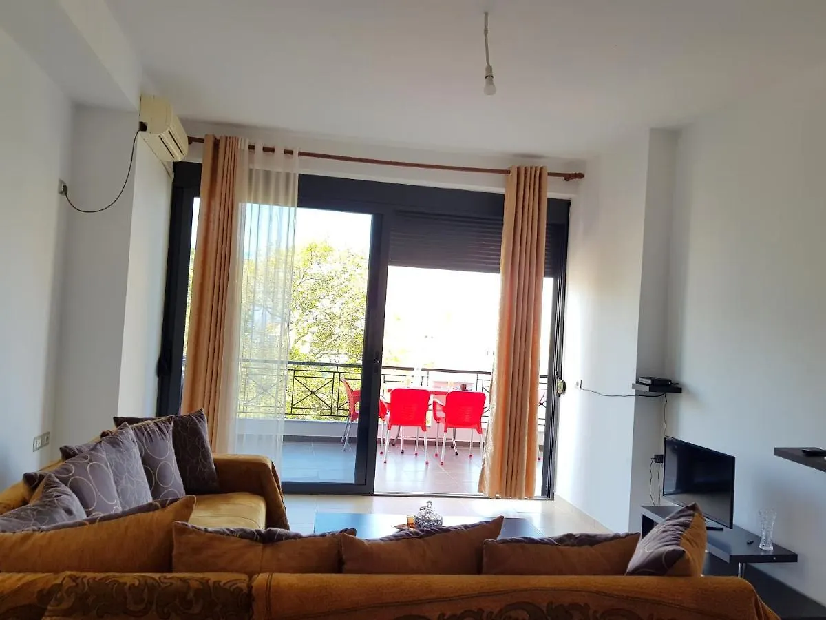 Jona Apartment Sarandë 0*,