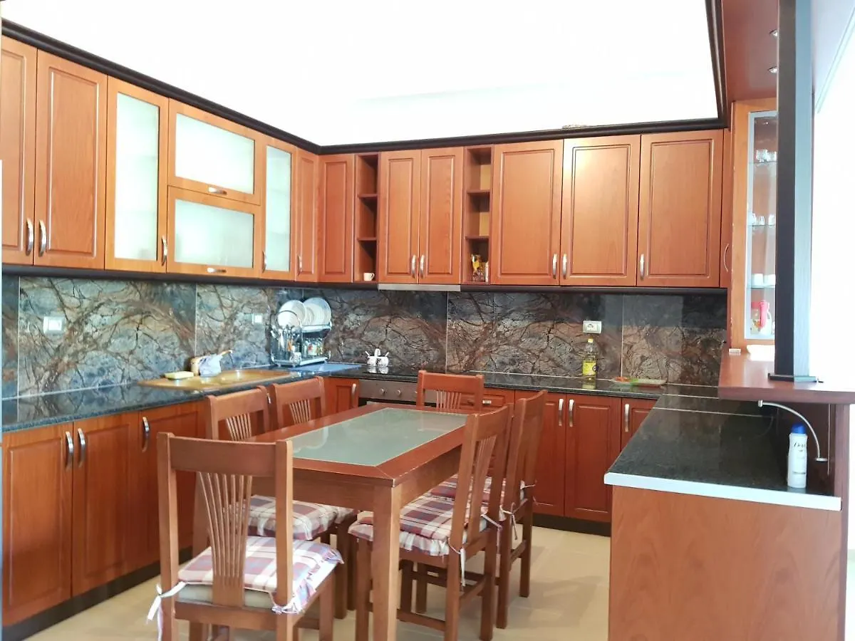 Jona Apartment Σαράντα 0*,  Αλβανία